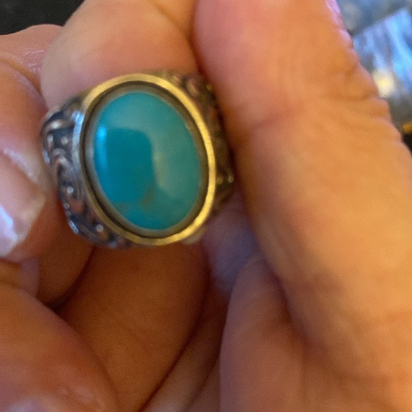 Turquoise ring Size 6 Band has Southwestern scroll workSS .925 Has maker mark - Picture 6 of 6
